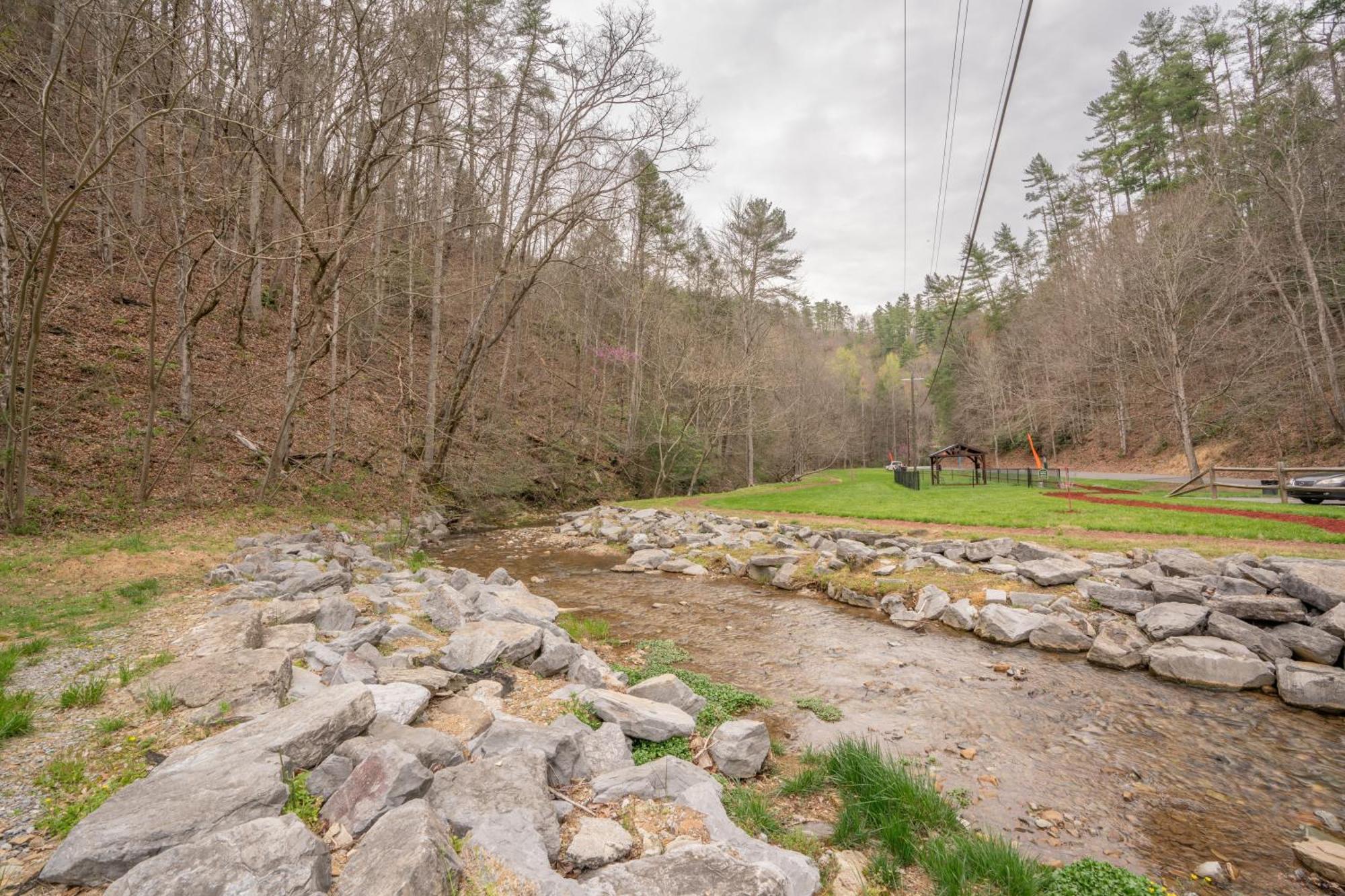 Hawks Nest Mountain Cabin Sevierville Exterior photo